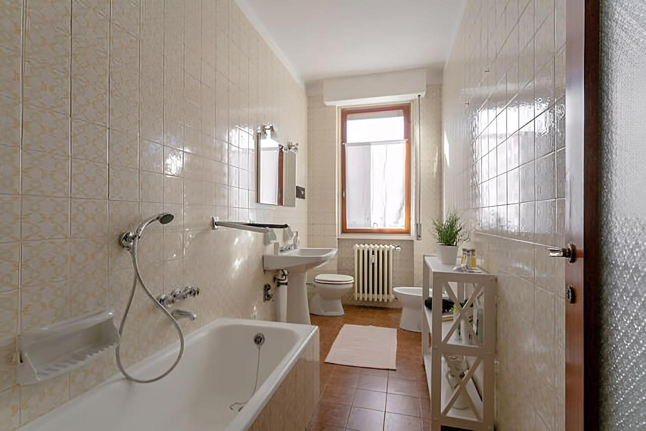 Natural Chic - Close To City Center And Beach - Parking Ντεζεντσάνο ντελ Γκάρντα Εξωτερικό φωτογραφία