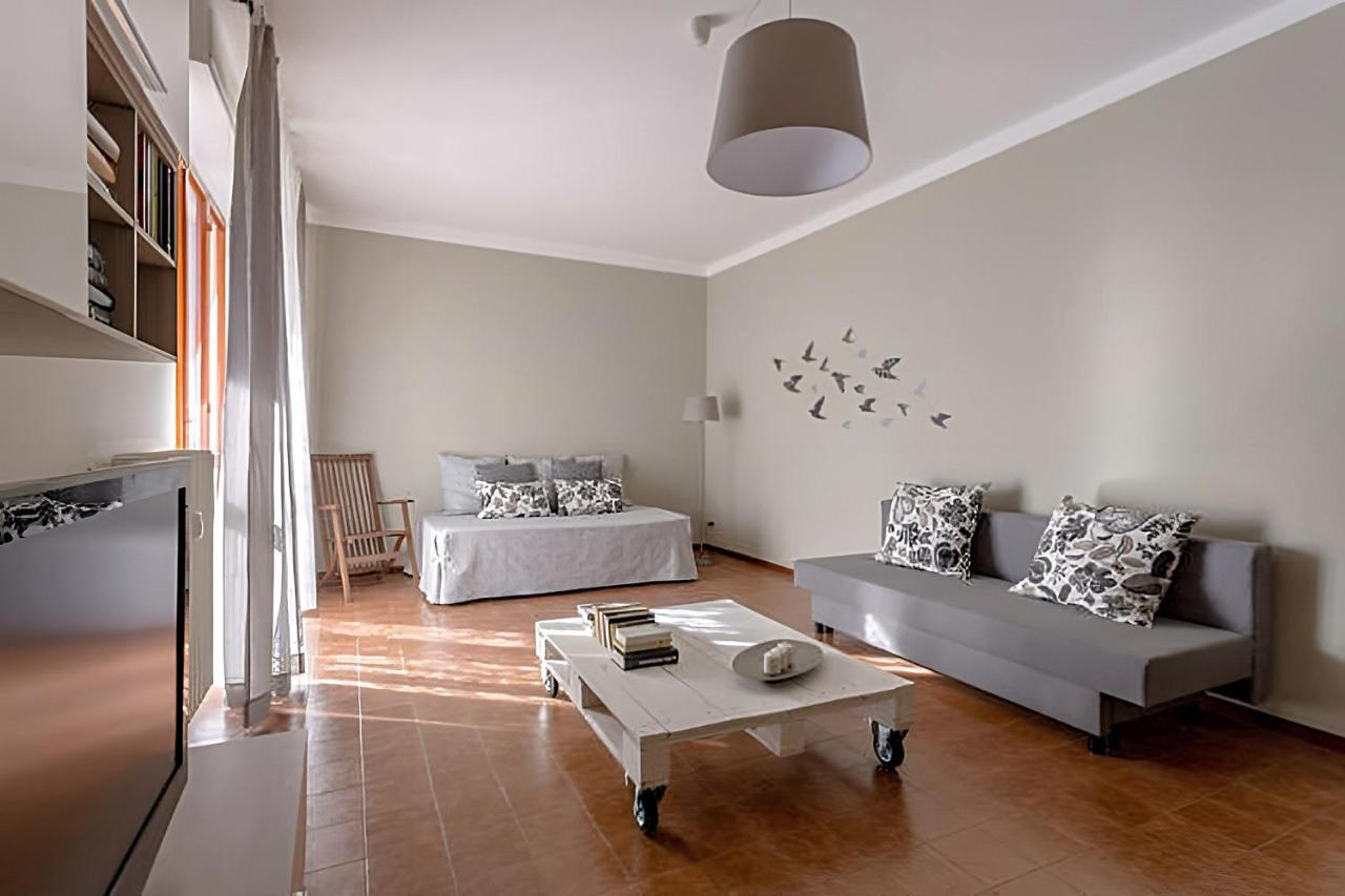 Natural Chic - Close To City Center And Beach - Parking Ντεζεντσάνο ντελ Γκάρντα Εξωτερικό φωτογραφία